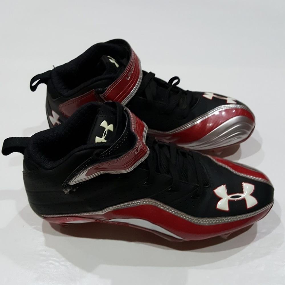 Under Armour shoes men's cleats size 9